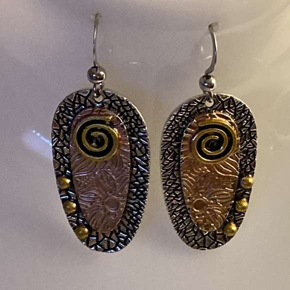 NWOT - Unique Spiral Zinc Alloy & Copper Oval French Hook Drop Pierced Earrings - Picture 5 of 9